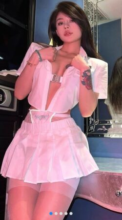 Celia Thunder Awaits to Ignite Your Wildest Desires