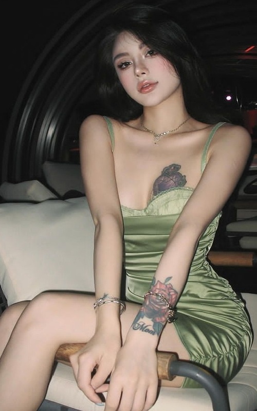 Experience Unforgettable Moments with Blair Mist by Your Side 2 Mis Fotos