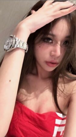 Experience Unforgettable Moments with Venus Soleil Escort Services